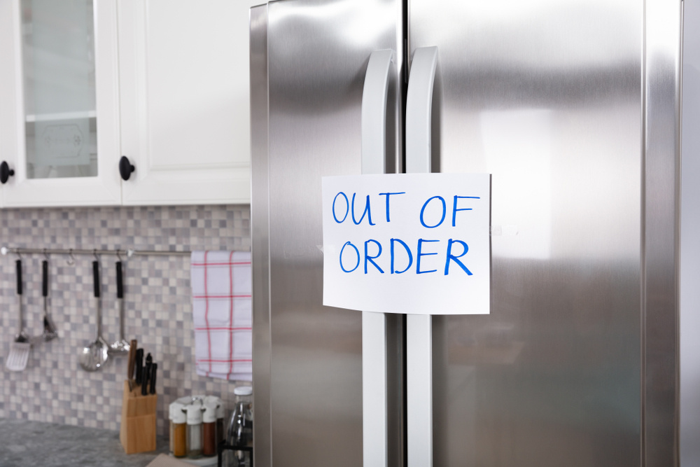 Refrigerator not turning on